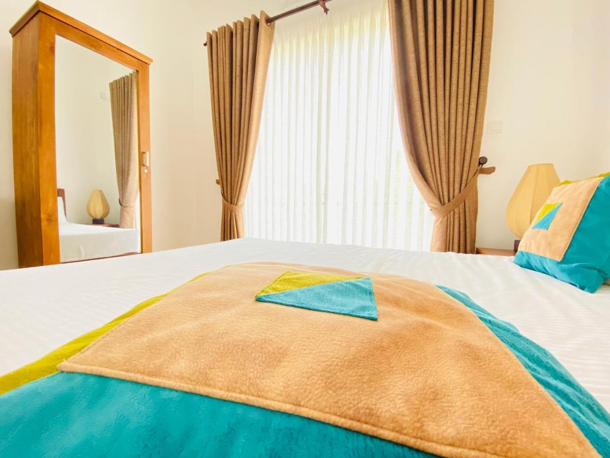 Srimadis Villa Near Airport - Негомбо Экстерьер фото
